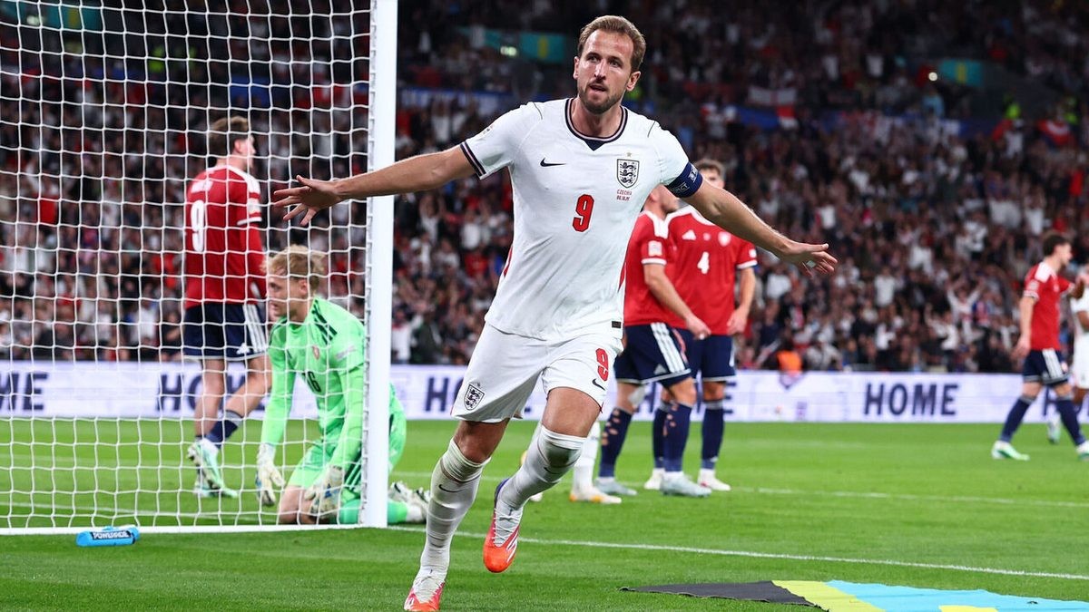 Kane Equals Shilton's 125-Cap Record With Brace as England Beat Czechia 3-0
