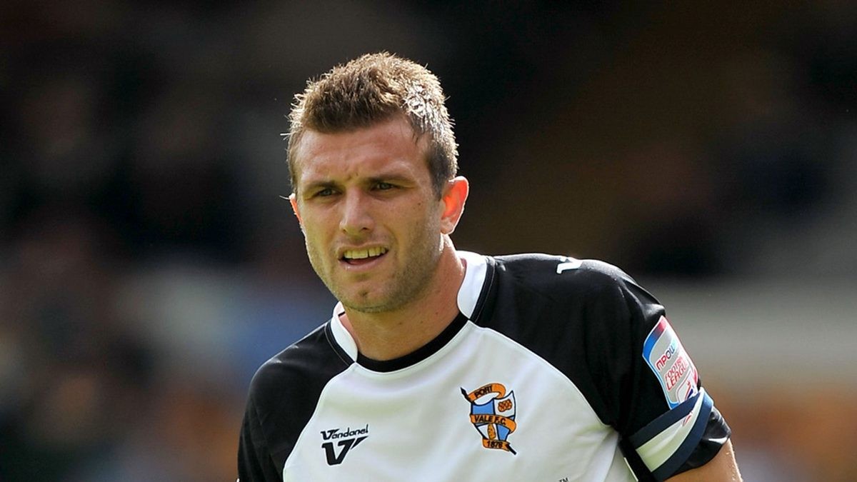 EFL in Mourning as Former Port Vale and Gillingham Captain Doug Loft Dies Aged 39