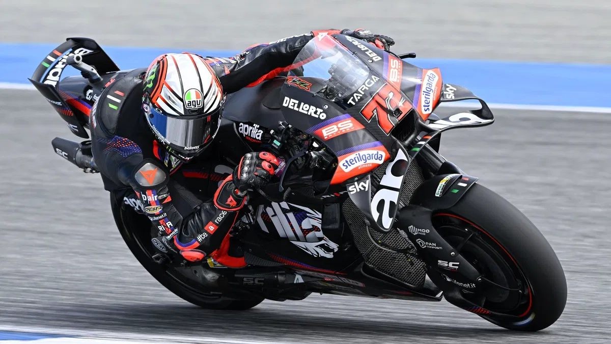 Bezzecchi Edges Marquez to Top Indonesian MotoGP Practice as Aprilia Dominates
