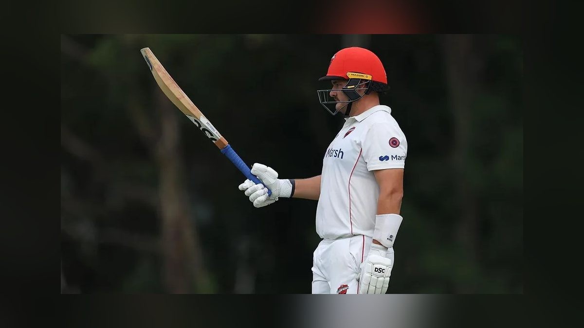 Debutant Hoekstra Stars But Manenti's 92* Puts South Australia on Top Against Victoria