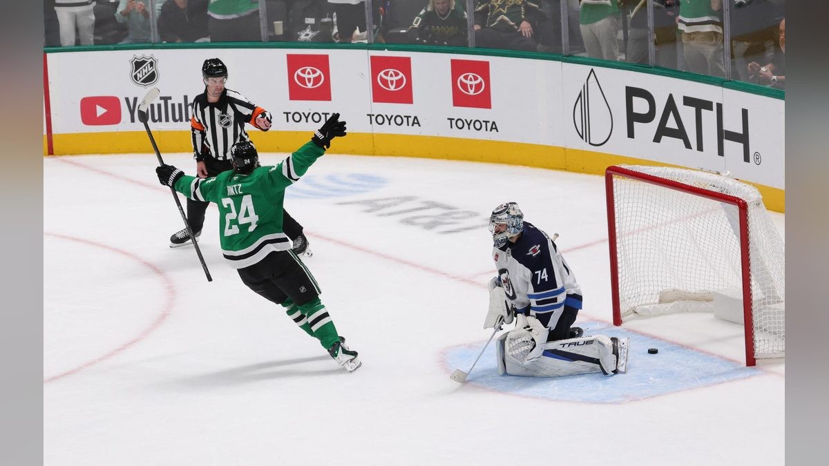 Hintz's Overtime Double Sinks Jets 3-2 as Winnipeg's Skid Hits Four
