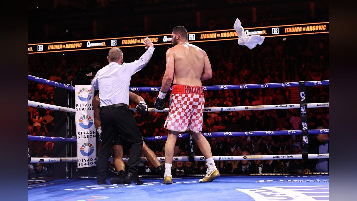 Warren: Itauma Sticking With Trainer Davison After Hrgovic Loss