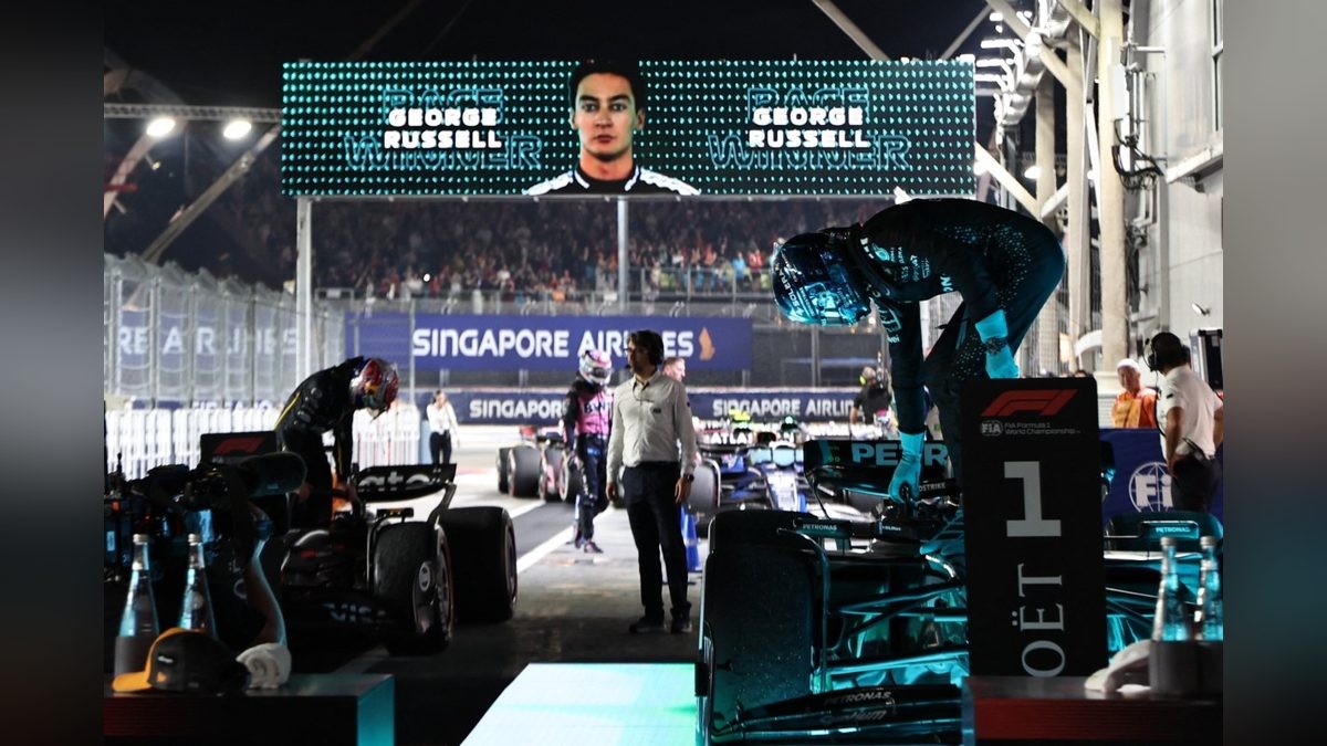 Verstappen Storms to Singapore Sprint Pole After Being Cleared in Yellow-Flag Probe