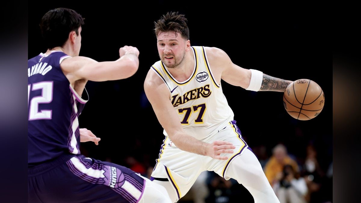 Doncic Stars on Return as Lakers Thump Kings 127-103 in Preseason Opener