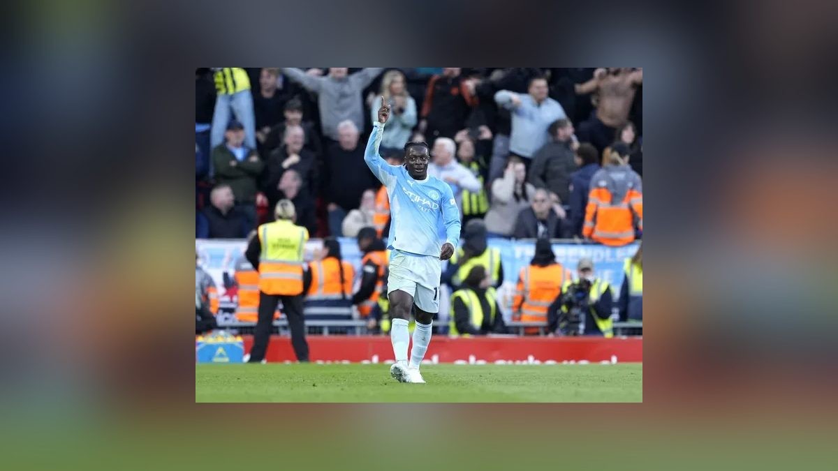 Defiant Man City Silence Hostile Anfield With 3-0 Win Over 10-Man Liverpool in First Game Since Guilty Verdict