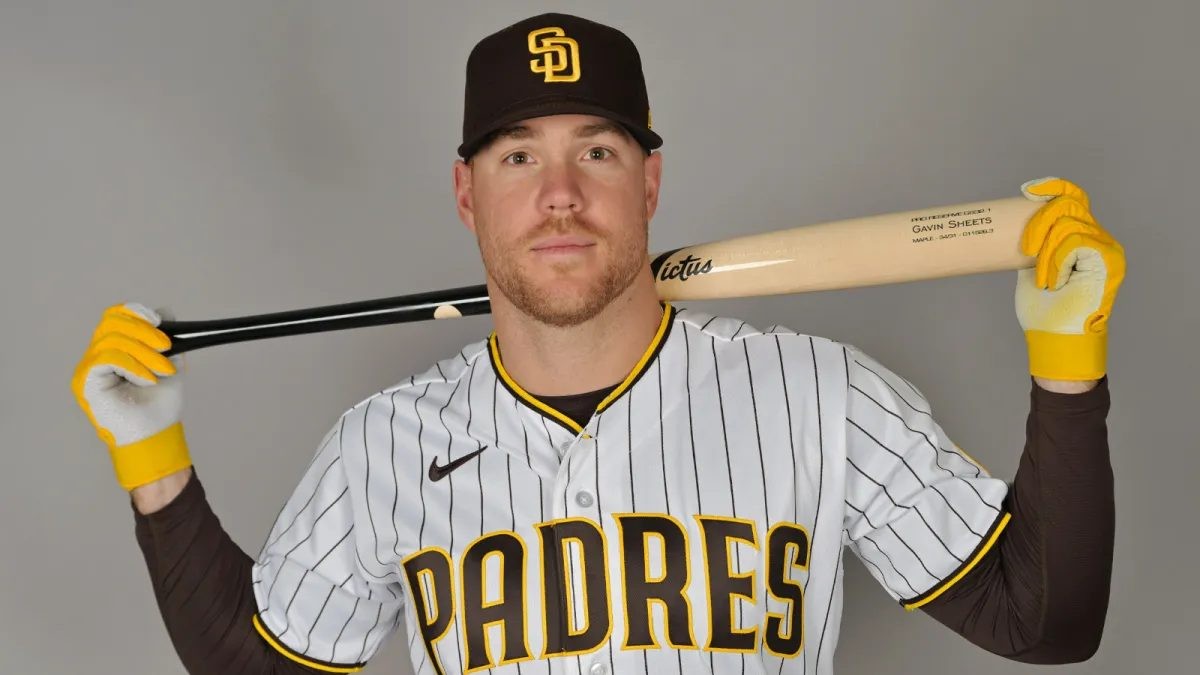 Sheets Scratched From NLDS Game 3 Lineup With Neck Stiffness as Padres Face Elimination
