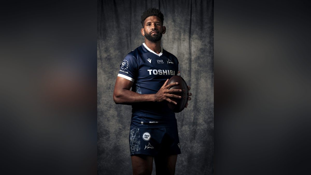 Lions Lock Hyron Andrews Dies at 31 on Eve of Champions Cup Debut; La Rochelle Clash Goes Ahead in His Honour