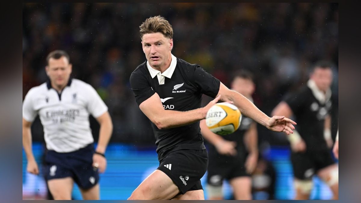 Jordie Barrett Reveals "A Bit of Damage" in Calf, Targets Northern Tour Return
