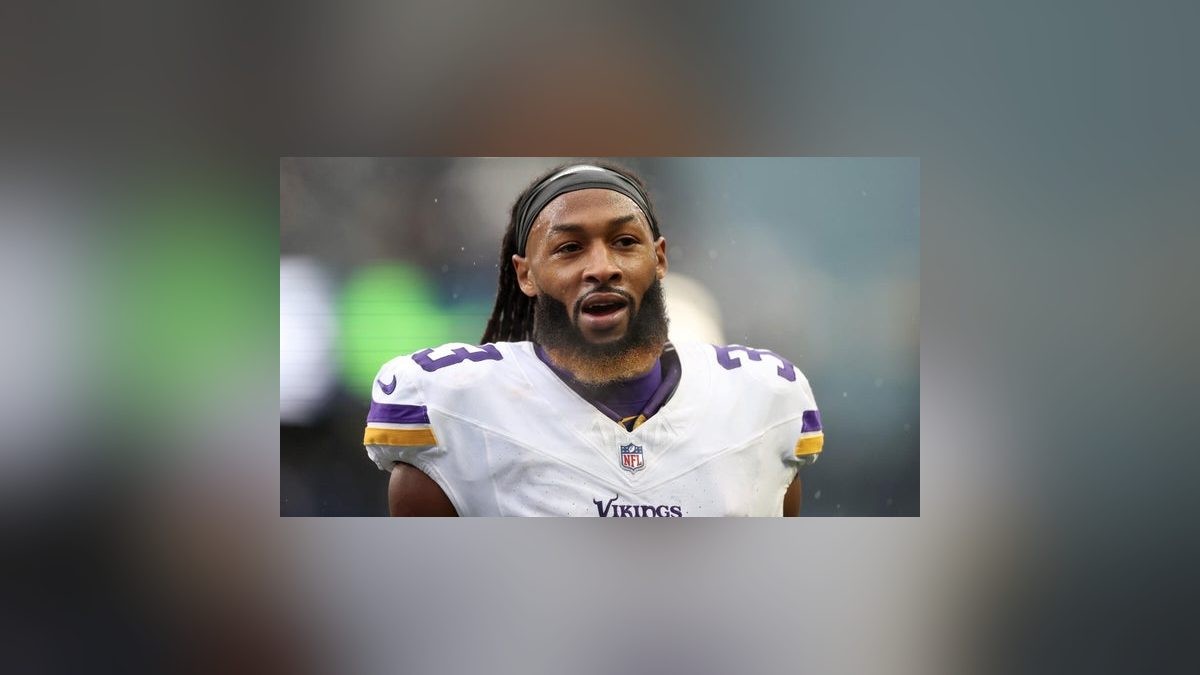 Vikings Star Aaron Jones Has Been Playing Through Sprained MCL Since Week 2, ESPN Reveals