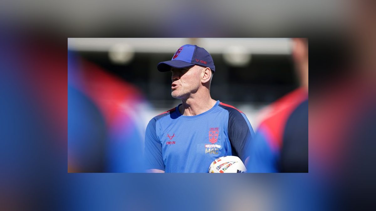 McDermott Sticks With Same England Squad for Must-Win France Clash as Mikey Lewis Misses Out Again