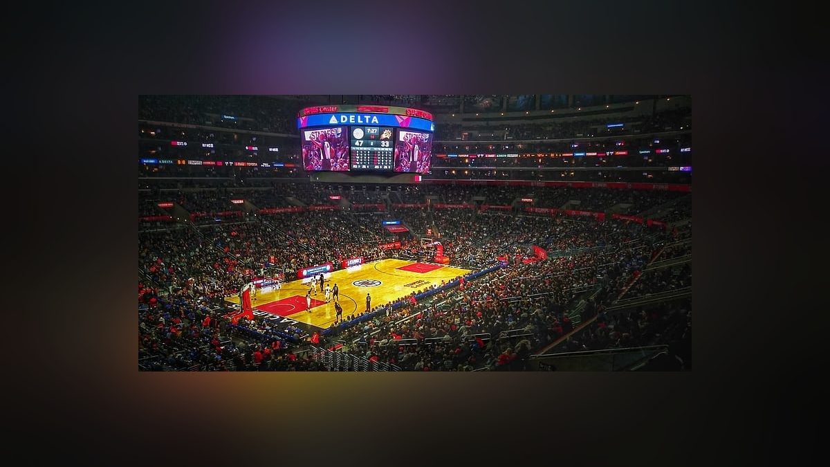 Tempers Flare as Collins and Brooks Clash in Suns-Pistons Preseason Dustup