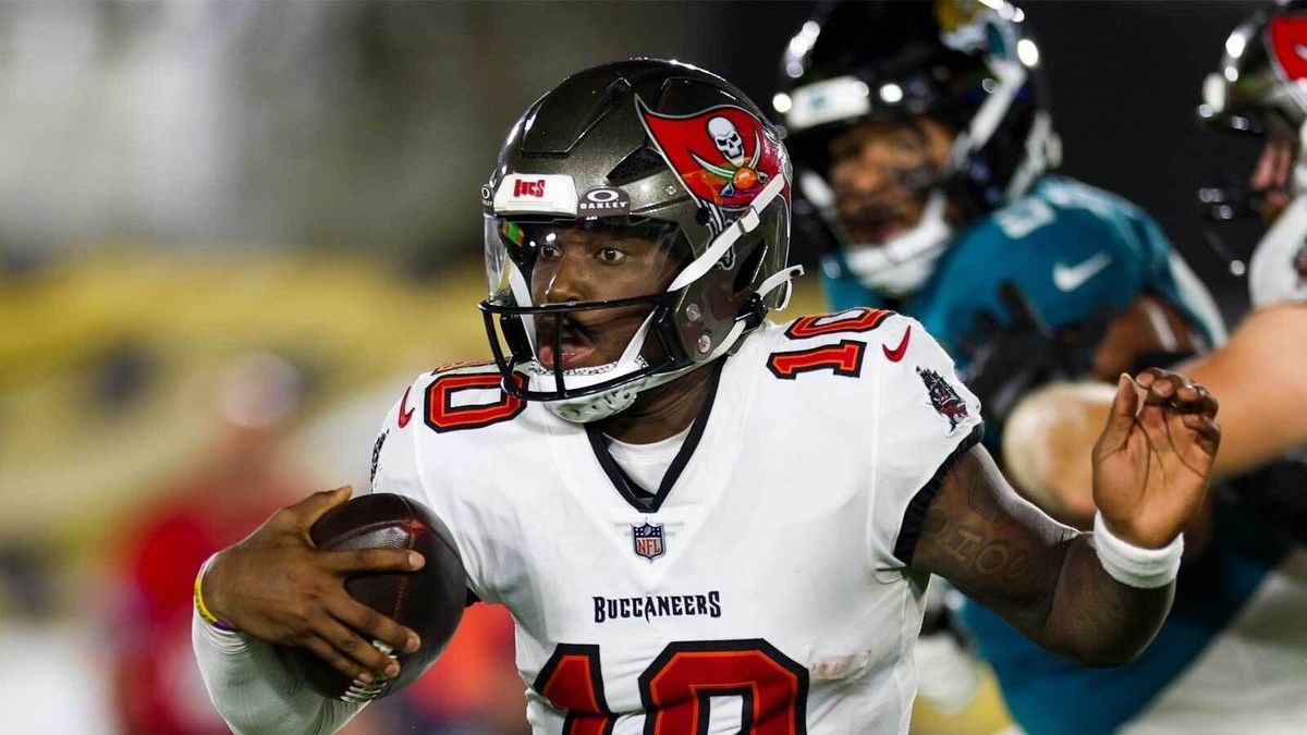 Buccaneers Stun Cowboys 24-16 as Rookie Daniels and Irving Deliver First Win