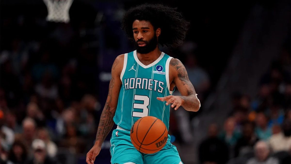 White's Calf Strain Sidelines Him for Hornets' Entire Preseason