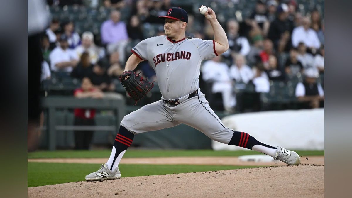 Guardians Hand Rookie Messick the Ball for Do-or-Die ALDS Game 4 in Chicago