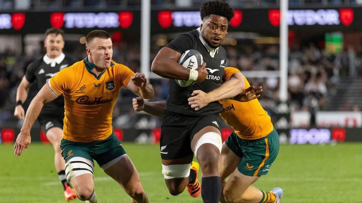 All Blacks Demolish Wallabies 50-19 to Retain Bledisloe Cup