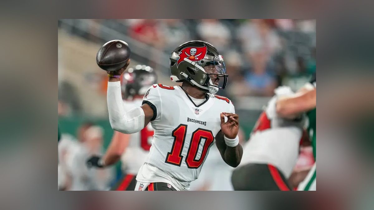 Backup QBs Are 8-4 After Daniels Leads Bucs Past Cowboys